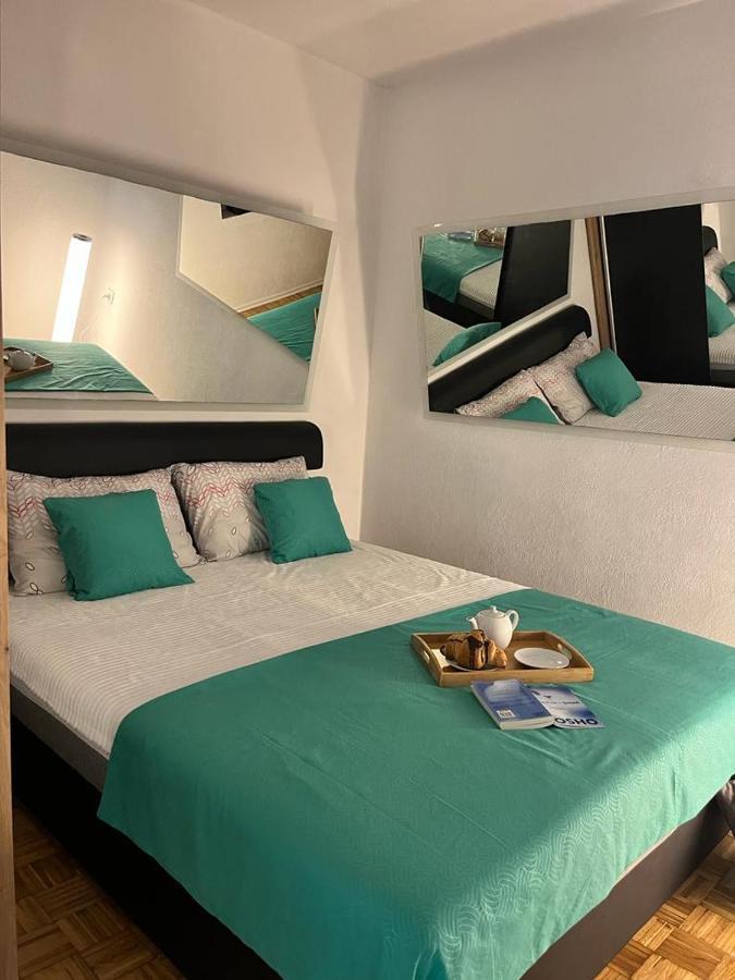 Stan Na Dan Kozarska Dubica Apartamento Bosanska Dubica Exterior foto
